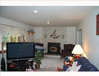 2nd image of 258 Grandview Dr