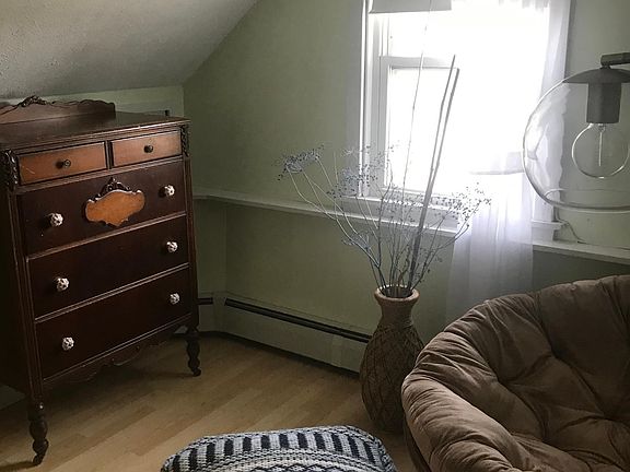 5th image of 90 Clinton St APT 2