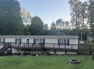 7039 Reddy Foxx Ln, Thomasville, NC 27360