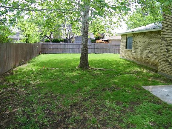2nd image of 4216 Shagbark St