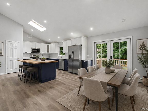 3rd image of 30 Suffern Road