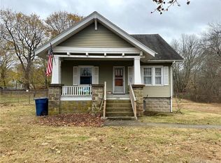 128 Rope Ferry Rd, Waterford, CT 06385