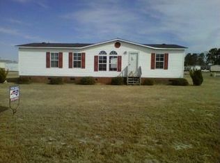 202 Water Oak Dr, La Grange, NC 28551