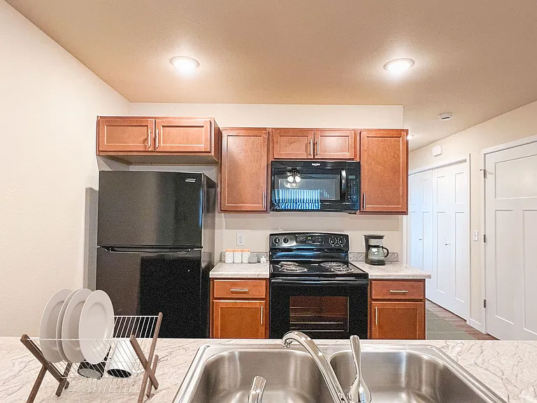 713 Caroline St — Photo 28