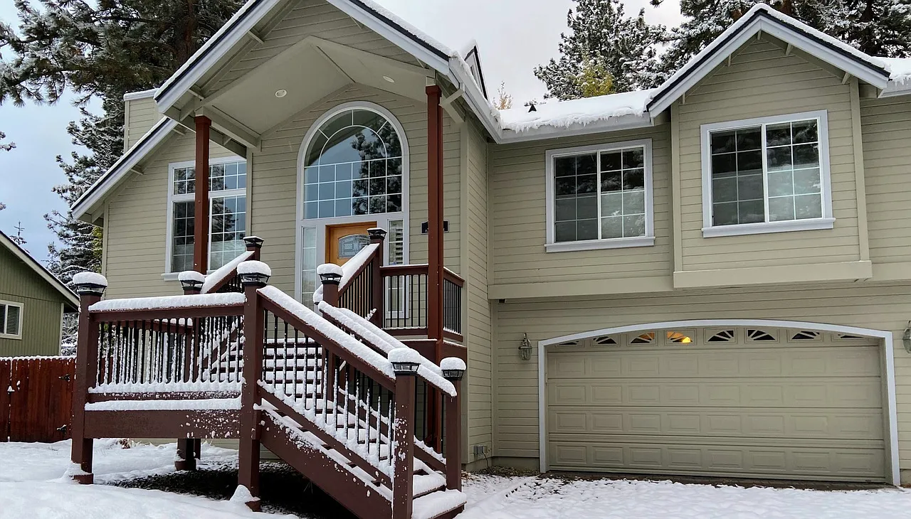 4 bed, 2546 sqft, $5,000 — Photo 1