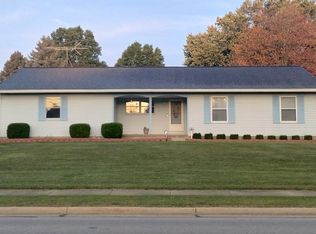 793 September Dr, Uniontown, OH 44685