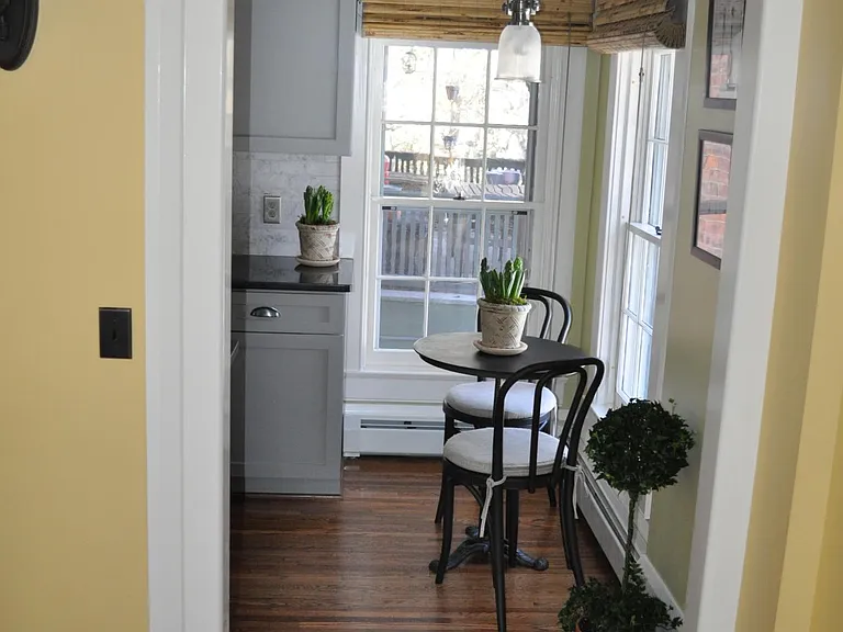 breakfast nook
