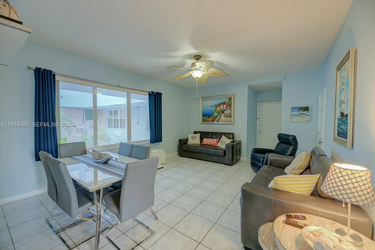 Photo 2 of 22 - 326 Harrison St #106A - Hollywood, FL Building Photo - 326 Harrison St #106A