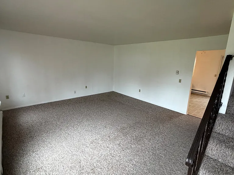 3606 S Partridge Dr — Photo 3