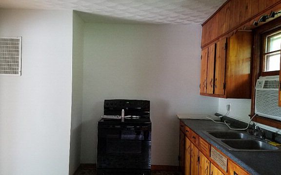 5th image of 1302 Carver Ct