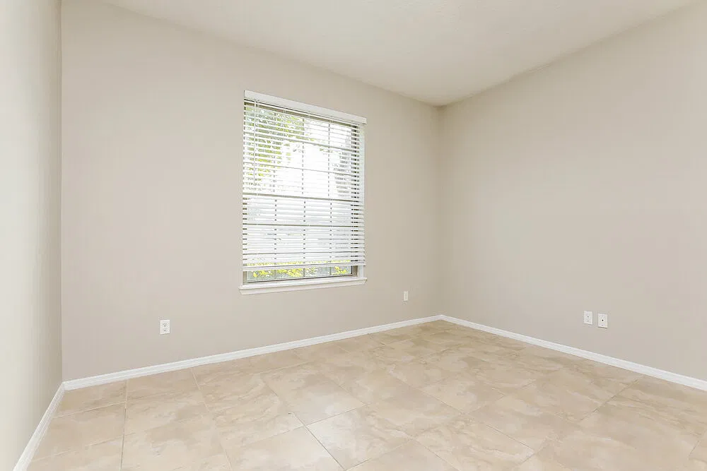 3 bed, 2.0 bath, 2164 sqft, $2,855 — Photo 4