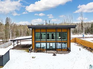 272 E 2nd St, Knife River, MN 55609