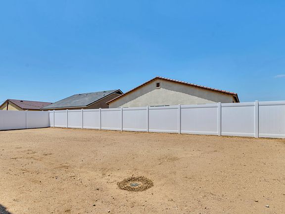 3rd image of 24723 Onyx Dr