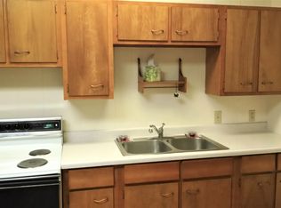 15 E Main St #11191482, Platteville, WI 53818