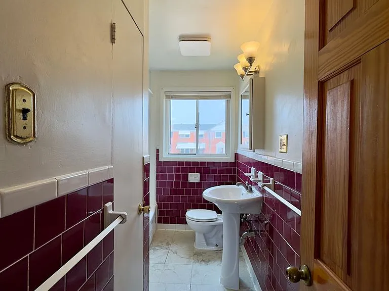 5731 Denwood Ave — Photo 14