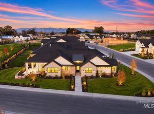 6879 E Chicken Hawk Loop, Nampa, ID 83686