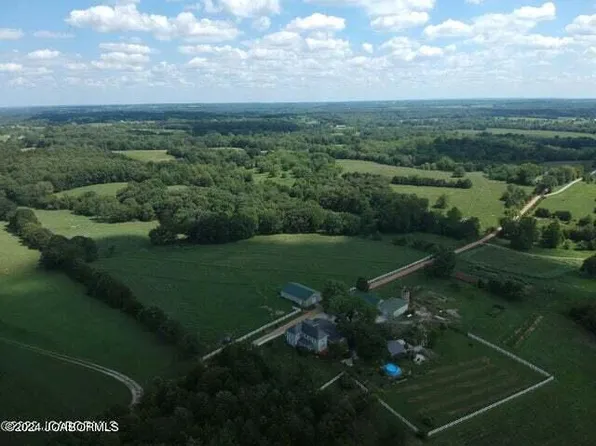 Wolf Pl, California, MO 65018