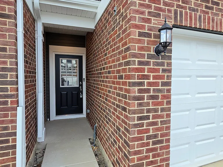 2309 Horseshoe Cir — Photo 2