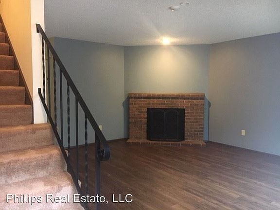 4th image of 3700 188th St SW APT 19