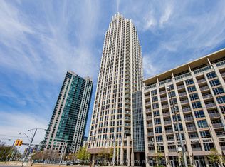 628 Fleet St #912-C01, Toronto, ON M5V 1A8