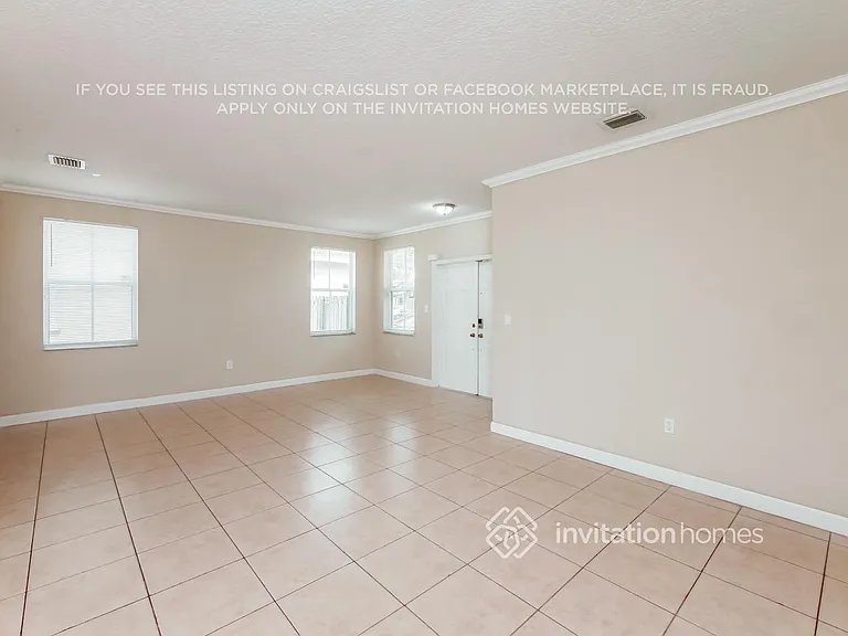 8013 NW 198th St — Photo 3
