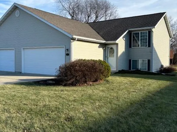 4532 Woodgate Drive, Janesville, WI 53546