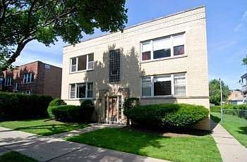 1st image of 6618 N California Ave #2N