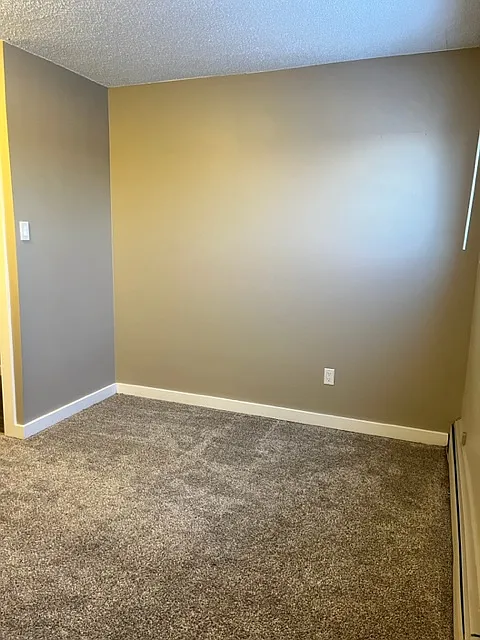 3 bed, $1,550 — Photo 4