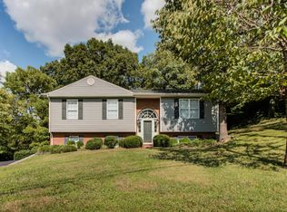 1910 Deyerle Rd SW, Roanoke, VA 24018