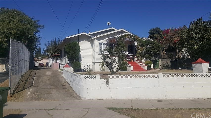 1st image of 3051 Cazador St