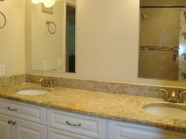 2234 Rose Ln — Photo 12