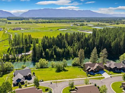 713 Clearwater Dr, Whitefish, MT, 59937