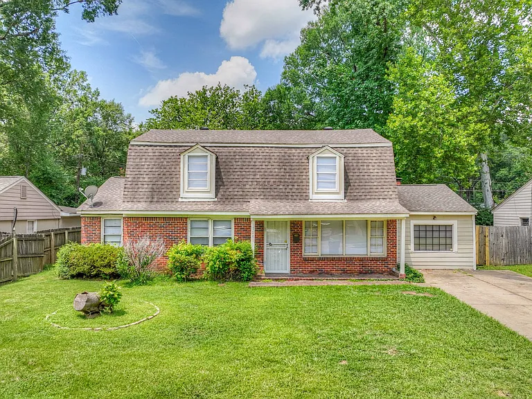 1261 W Perkins Rd — Photo 1