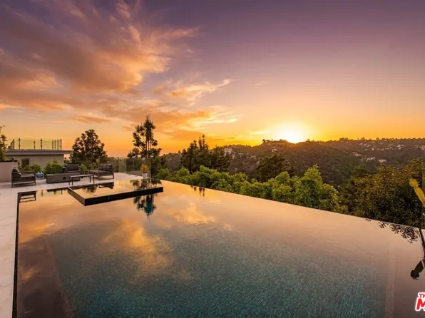 2393 Mount Olympus Dr, Los Angeles, CA 90046