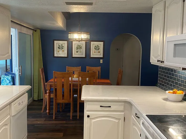 1852 Leisure World — Photo 9