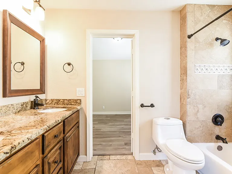 1522 W Del Rio St — Photo 15