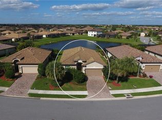 6885 Willowshire Way, Bradenton, FL 34212