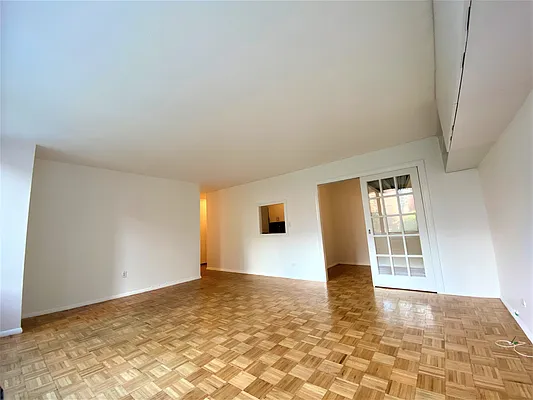 Rented by ONE Manhattan Real Estate | media 2