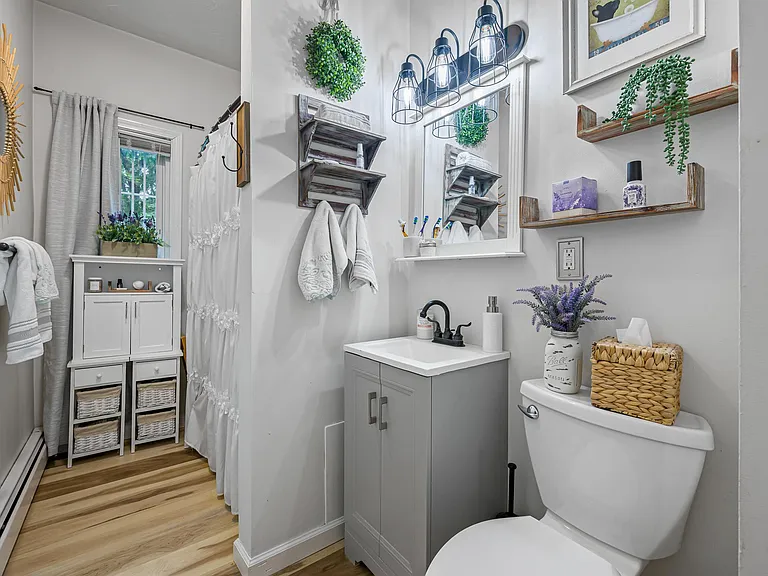 42 Rankin St #1 — Photo 11