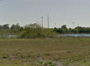 1138 NW 9th St, Cape Coral, FL 33993