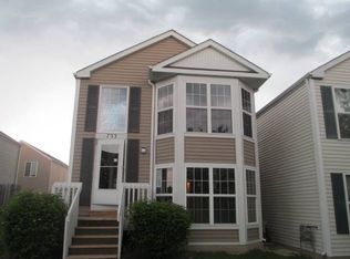 733 Serendipity Dr, Aurora, IL 60504