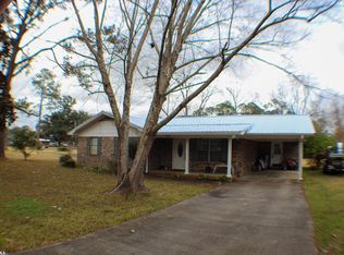 1098 Walnut St N, Loxley, AL 36551