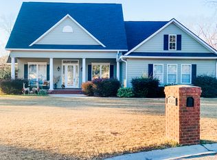 2935 Blue Jay Trl, Waycross, GA 31501