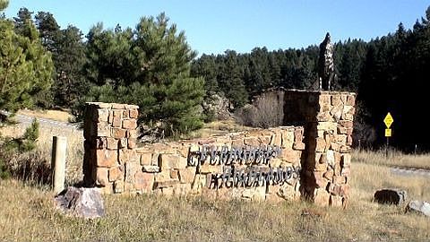 Monument Ev Highlands