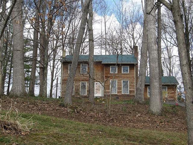 1st image of 939 Woodlawn Ter