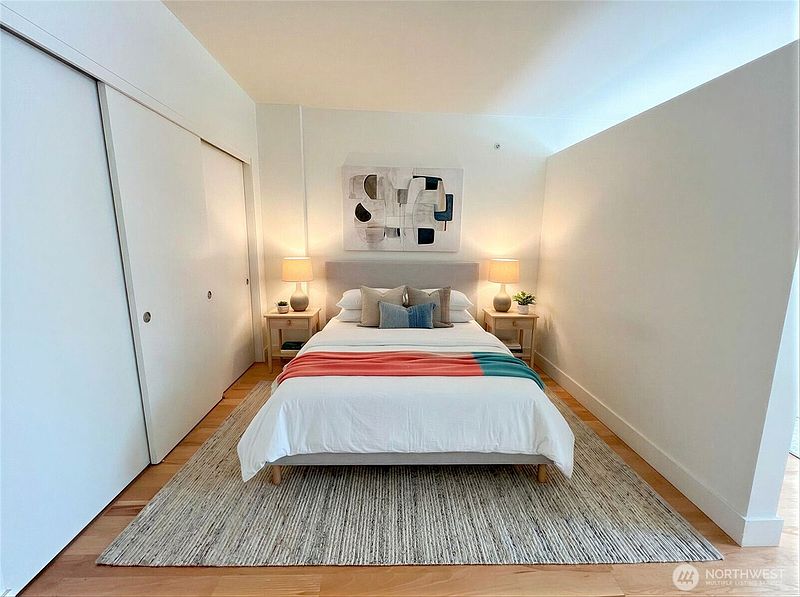 2nd image of 2911 2nd Avenue #324