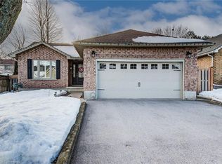 127 Fairlake Dr, Cambridge, ON N1S4Z4