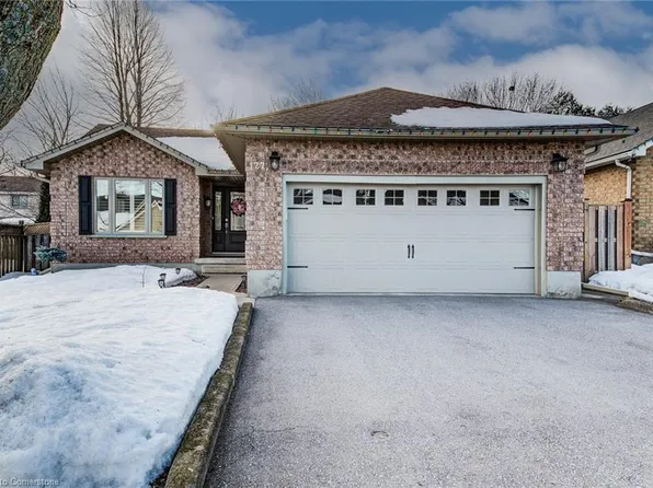 127 Fairlake Dr, Cambridge, ON N1S 4Z4
