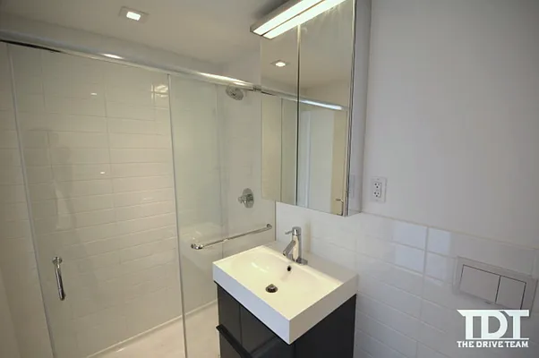 Rented by J Misrahi Realty Corp | media 18