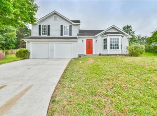 2508 Meadow Spring Dr, Lithonia, GA 30058